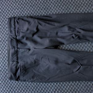 Juniors Black Dress Pants with functional pockets Bootcut